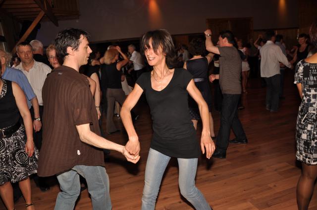 min 2010 04 18 station danse 072